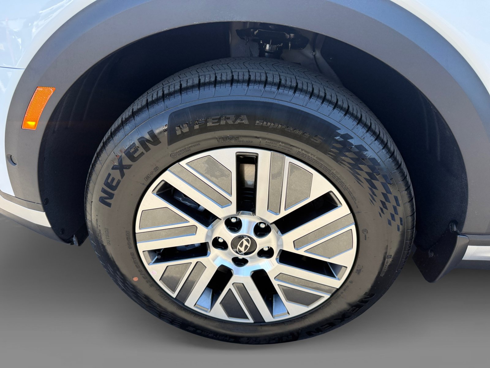 Certified 2026 Hyundai Palisade SEL Premium FWD image 9