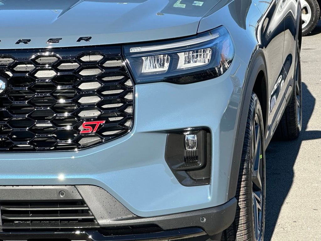 New 2026 Ford Explorer ST w/ Sun And Sound Package image 38