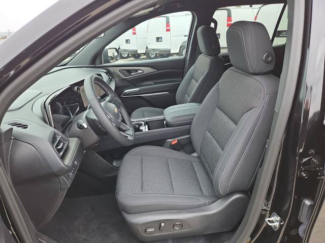 New 2026 Chevrolet Traverse LT w/ LPO, Cargo Package FWD image 19