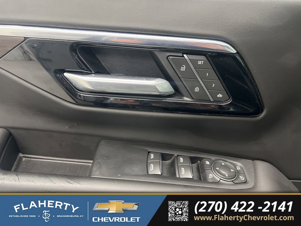 Used 2025 Chevrolet Tahoe Premier image 23