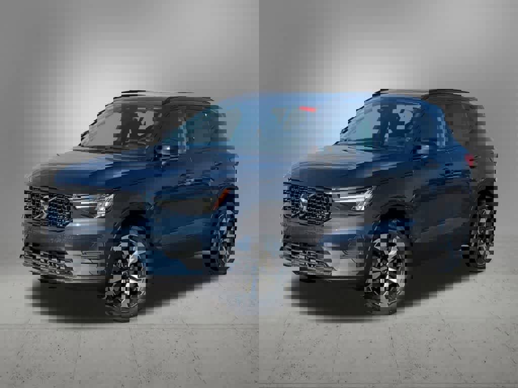 New 2026 Volvo XC40 B5 Core w/ Protection Package Premier