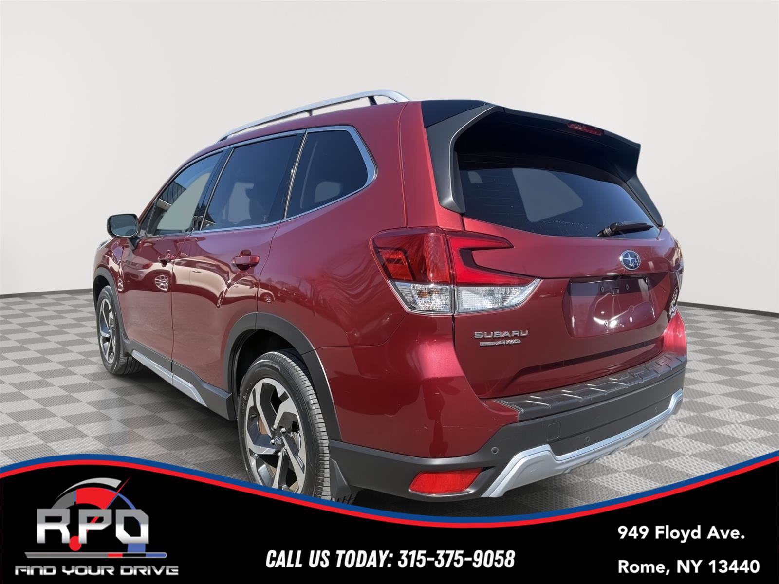 Used 2024 Subaru Forester Touring w/ POP Package 3 image 3