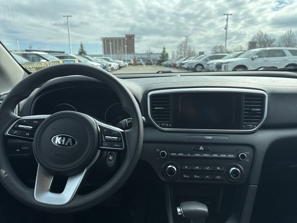 Used 2020 Kia Sportage LX image 10