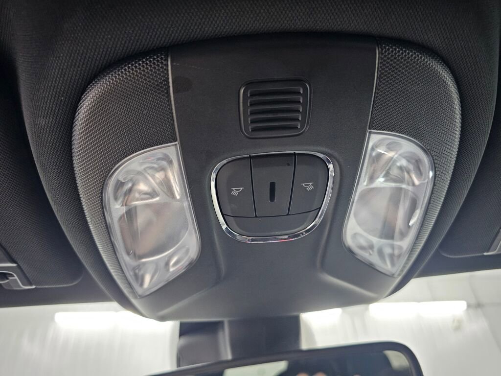 Used 2024 Jeep Compass Limited image 11