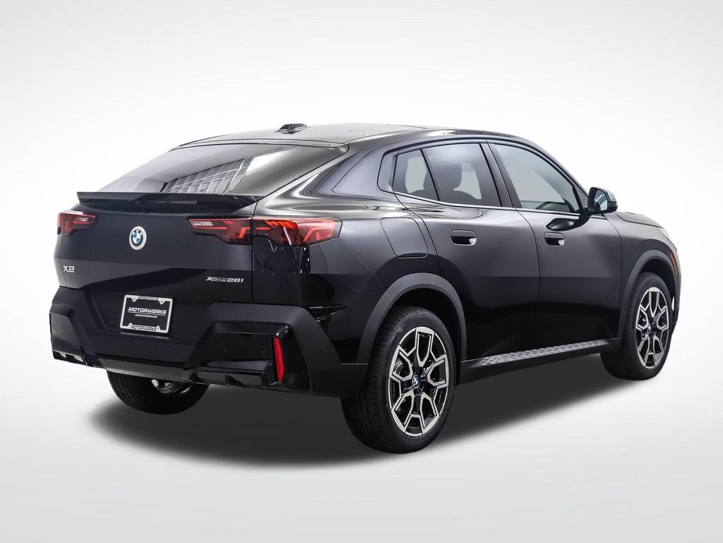 New 2026 BMW X2 xDrive28i w/ Technology Package AWD/4WD image 5