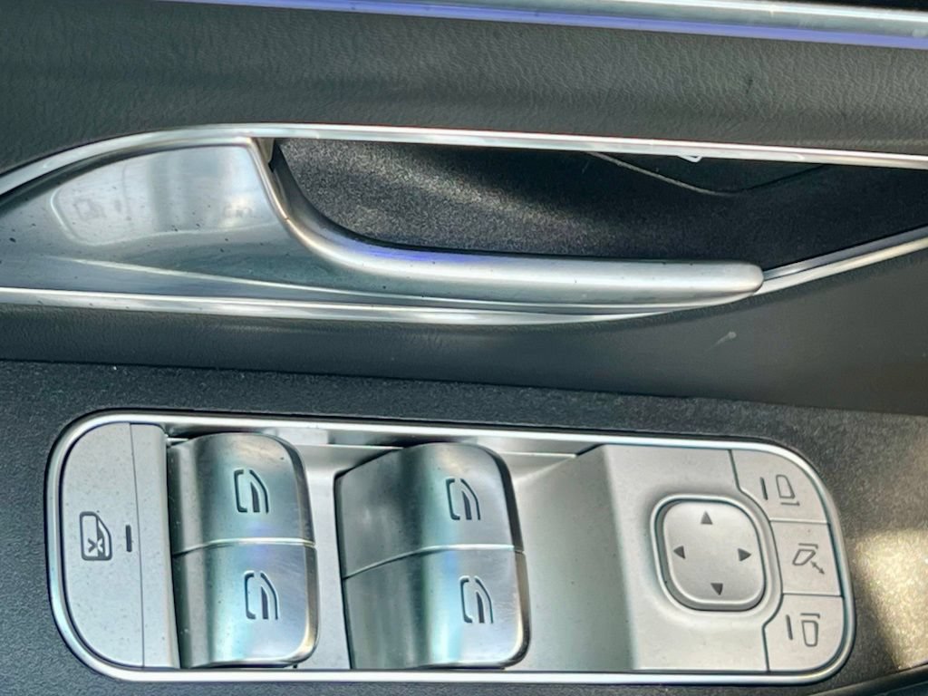 Certified 2025 Mercedes-Benz GLS 580 4MATIC image 35