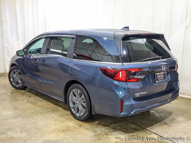 Used 2025 Honda Odyssey Touring image 9