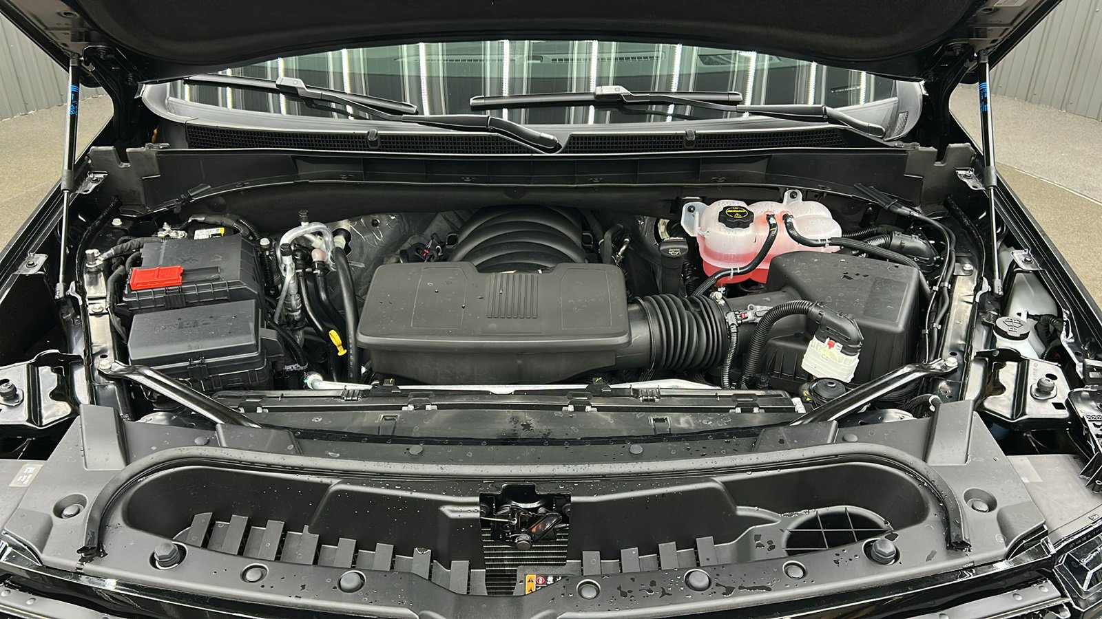 Used 2025 Cadillac Escalade Sport Platinum image 16