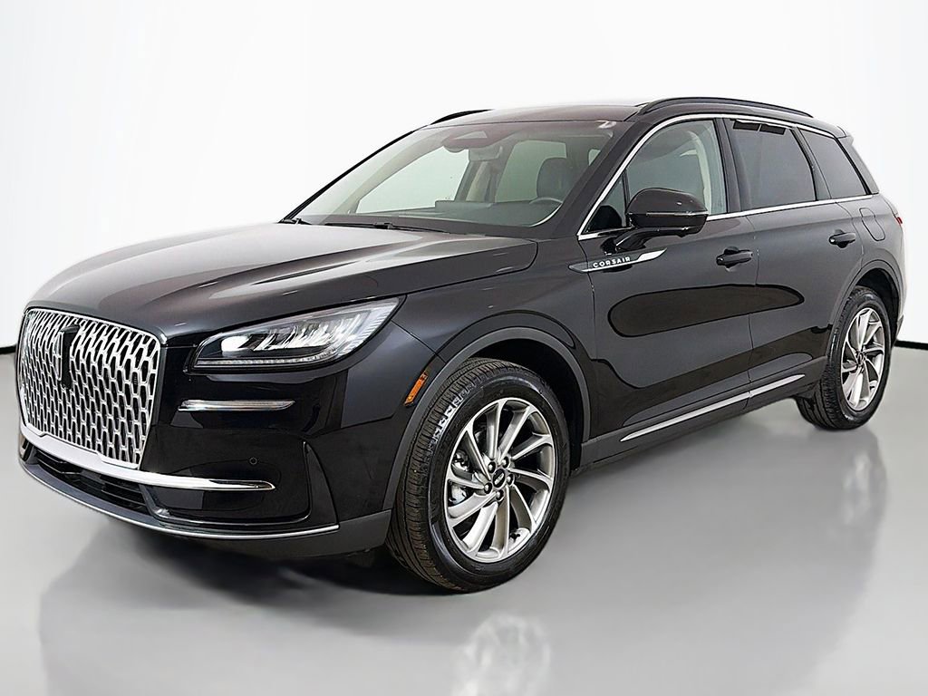 Used 2025 Lincoln Corsair AWD w/ Equipment Group 101A image 10
