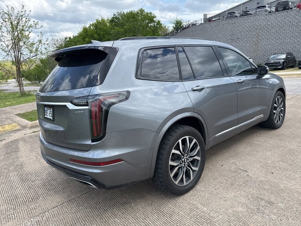 Used 2021 Cadillac XT6 Sport AWD/4WD image 3