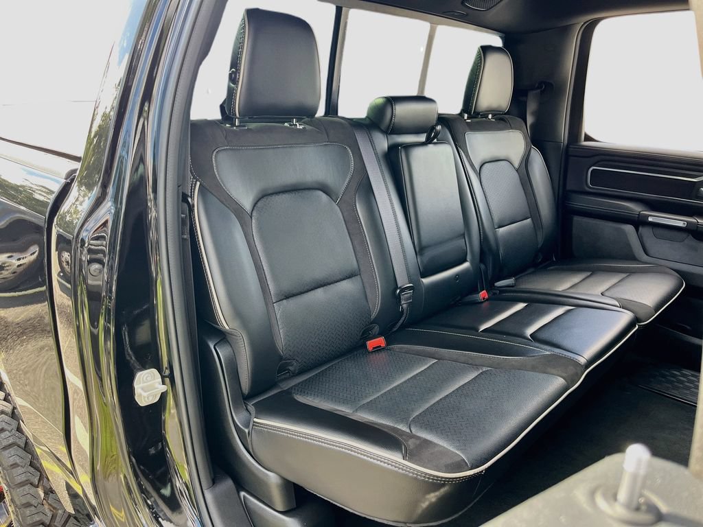 Used 2024 RAM 1500 Laramie AWD/4WD image 27