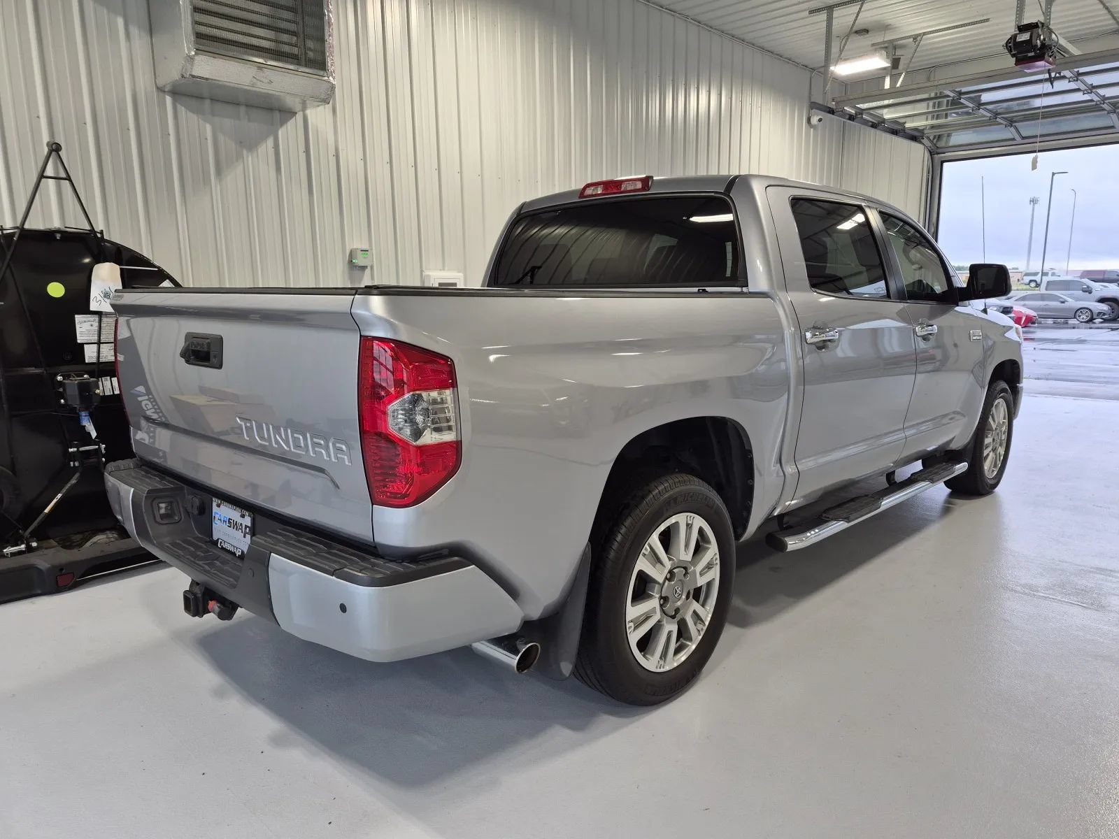 Used 2014 Toyota Tundra Platinum RWD image 3