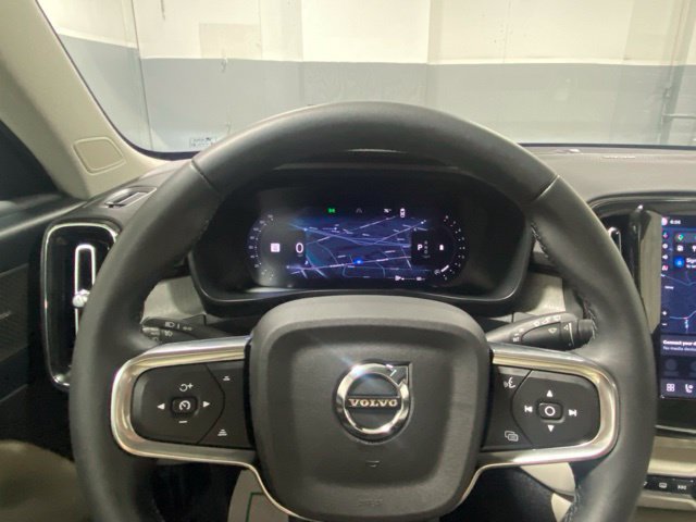Used 2026 Volvo XC40 B5 Ultra AWD/4WD image 15