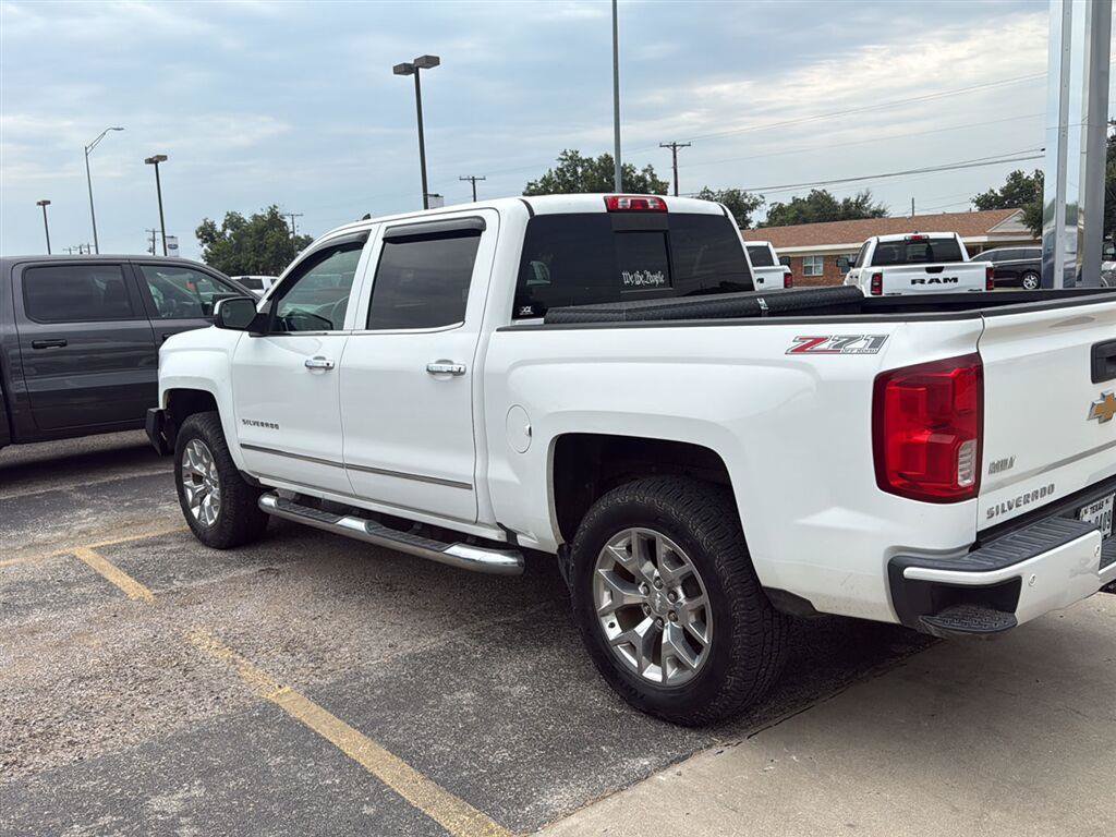 Used 2017 Chevrolet Silverado 1500 LTZ Z71 w/ LTZ Plus Package AWD/4WD image 4