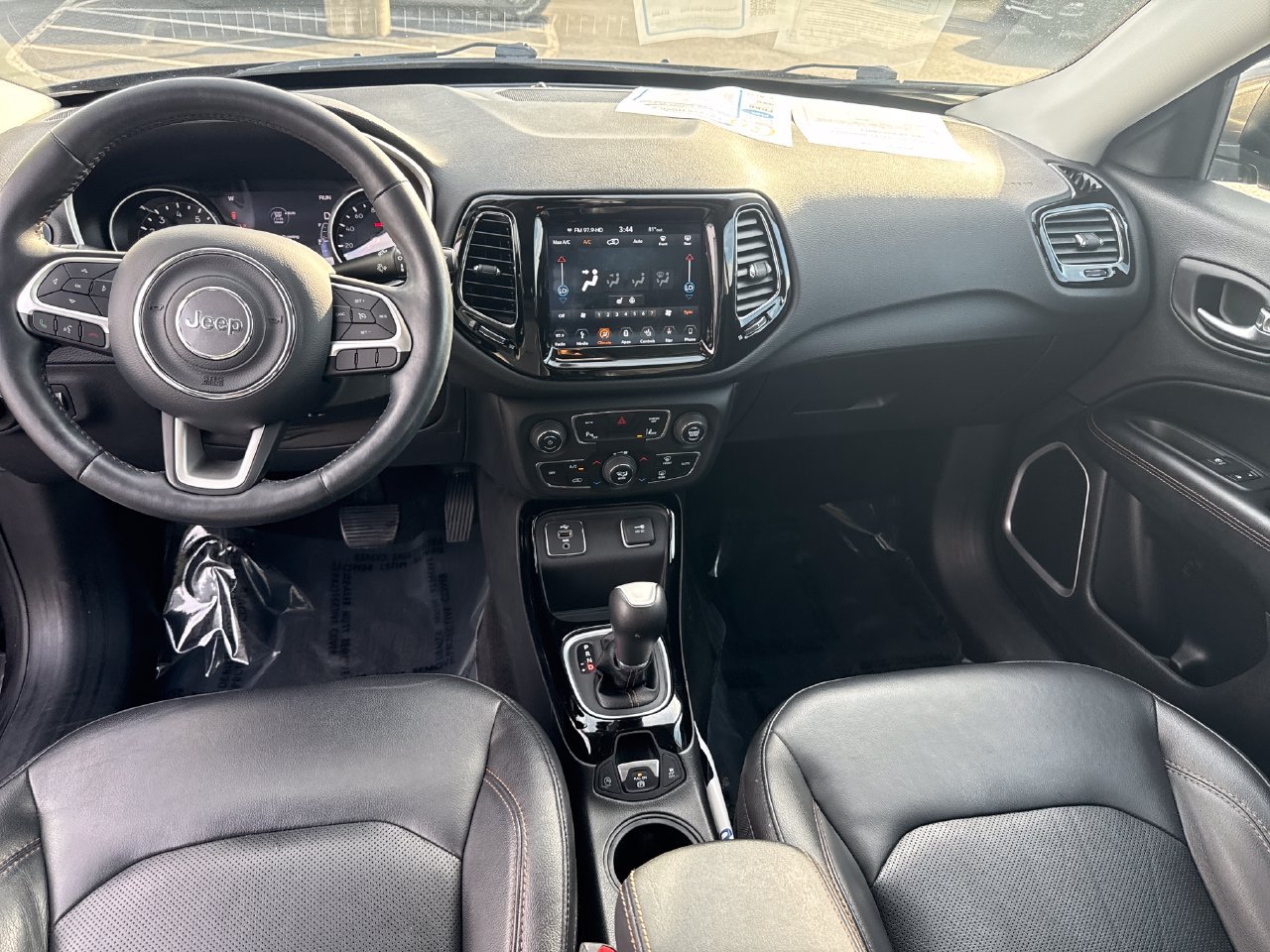 Used 2018 Jeep Compass Limited w/ Navigation Group FWD image 13