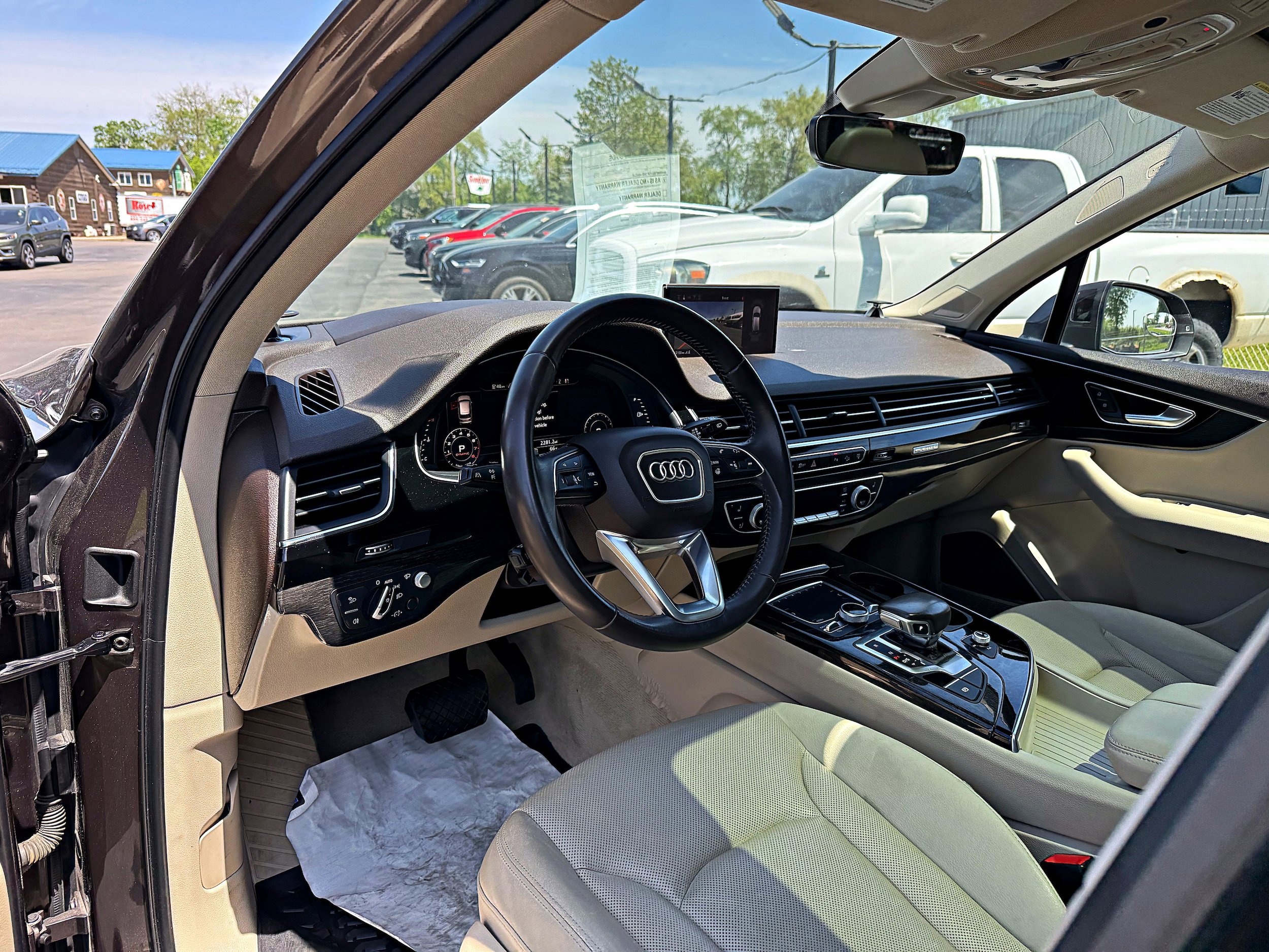 Used 2017 Audi Q7 3.0T Prestige AWD/4WD image 13