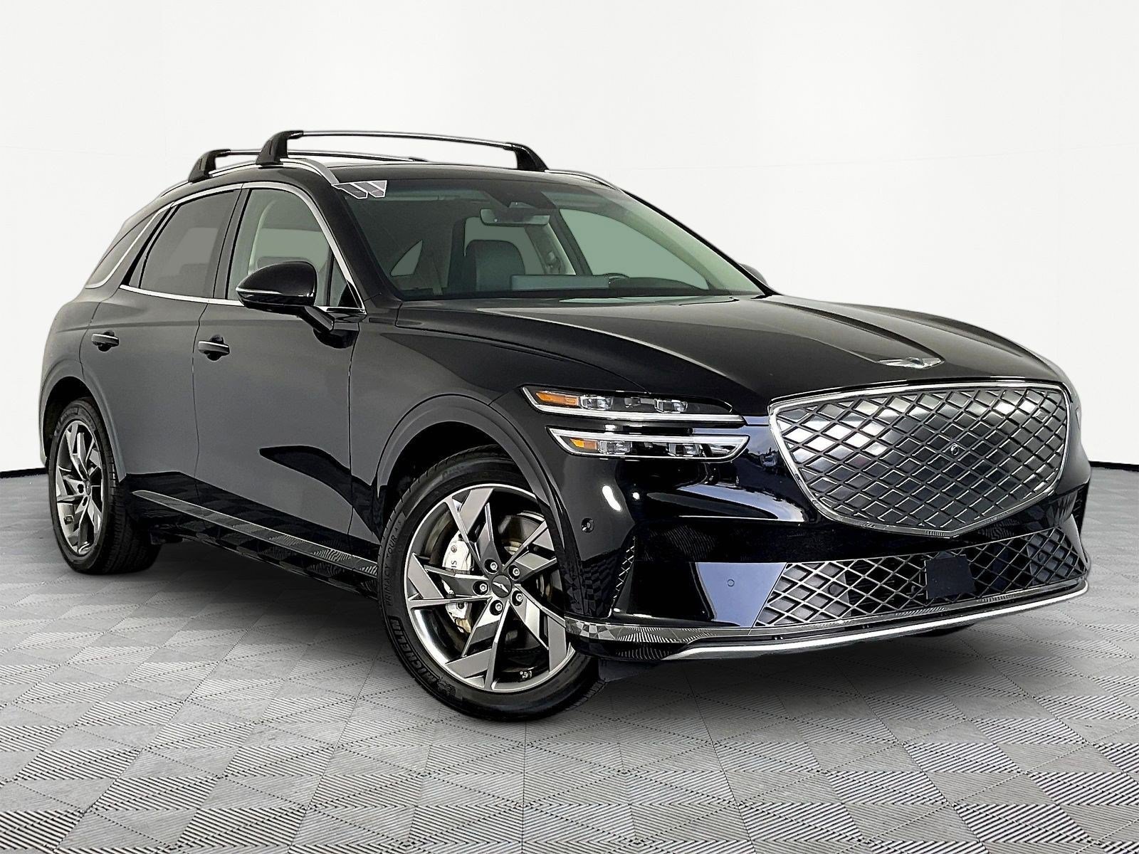 Used 2024 Genesis Electrified GV70 w/ Prestige Package AWD/4WD image 3