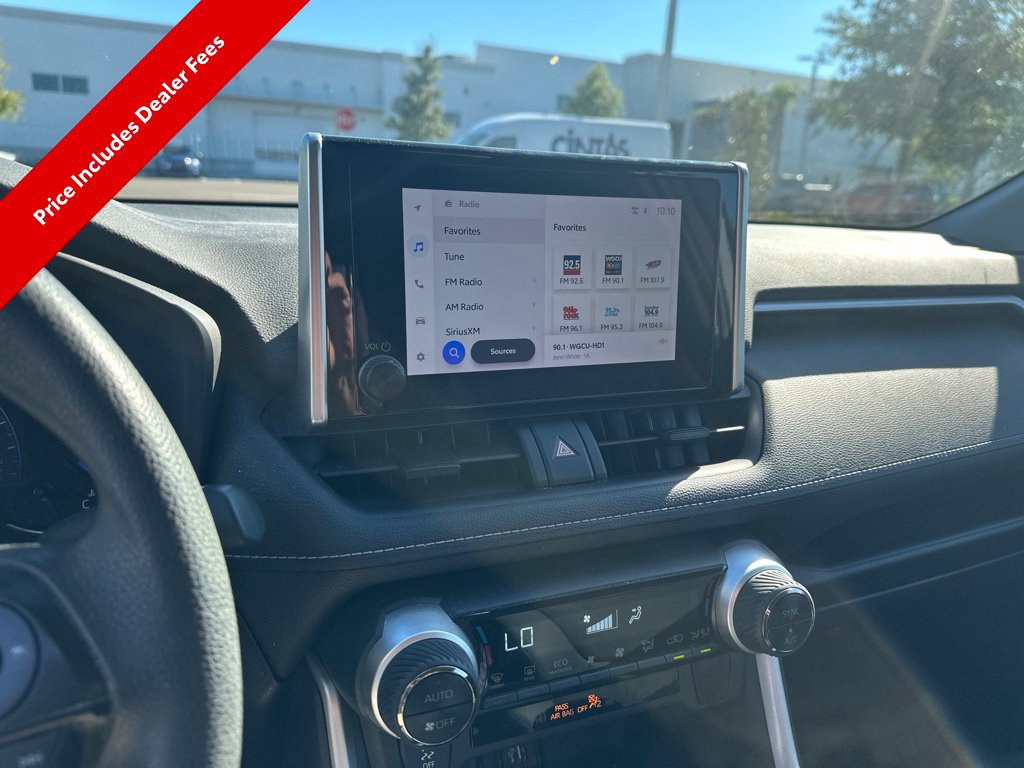 Used 2024 Toyota RAV4 LE AWD/4WD image 8