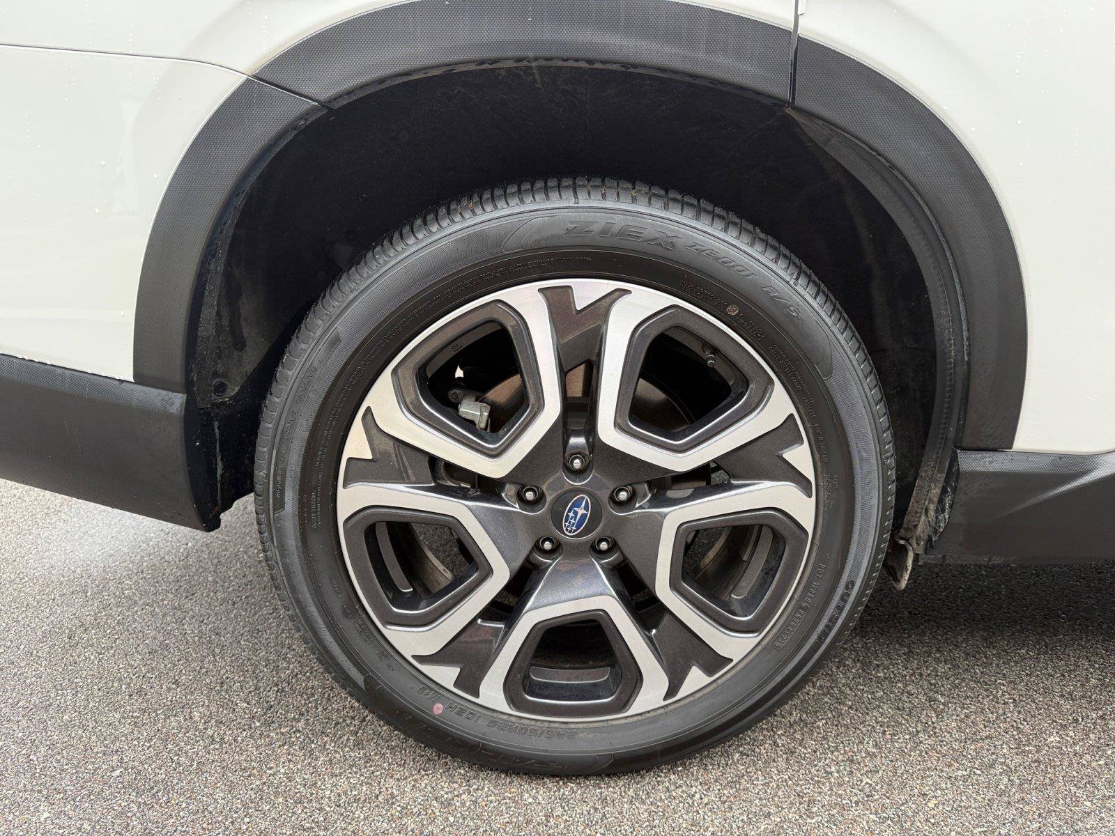 Used 2024 Subaru Ascent Touring AWD/4WD image 32