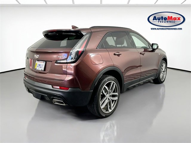 Used 2022 Cadillac XT4 Sport image 2