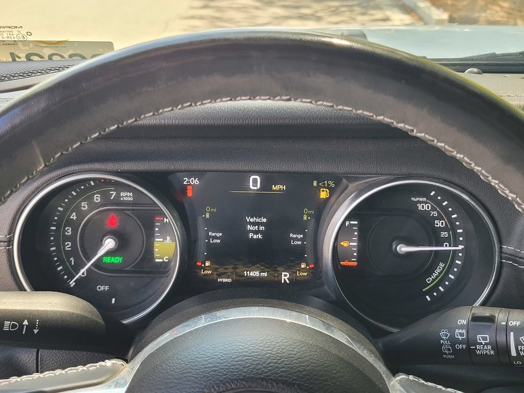 Used 2023 Jeep Wrangler Unlimited Sahara w/ Cold Weather Group AWD/4WD image 22