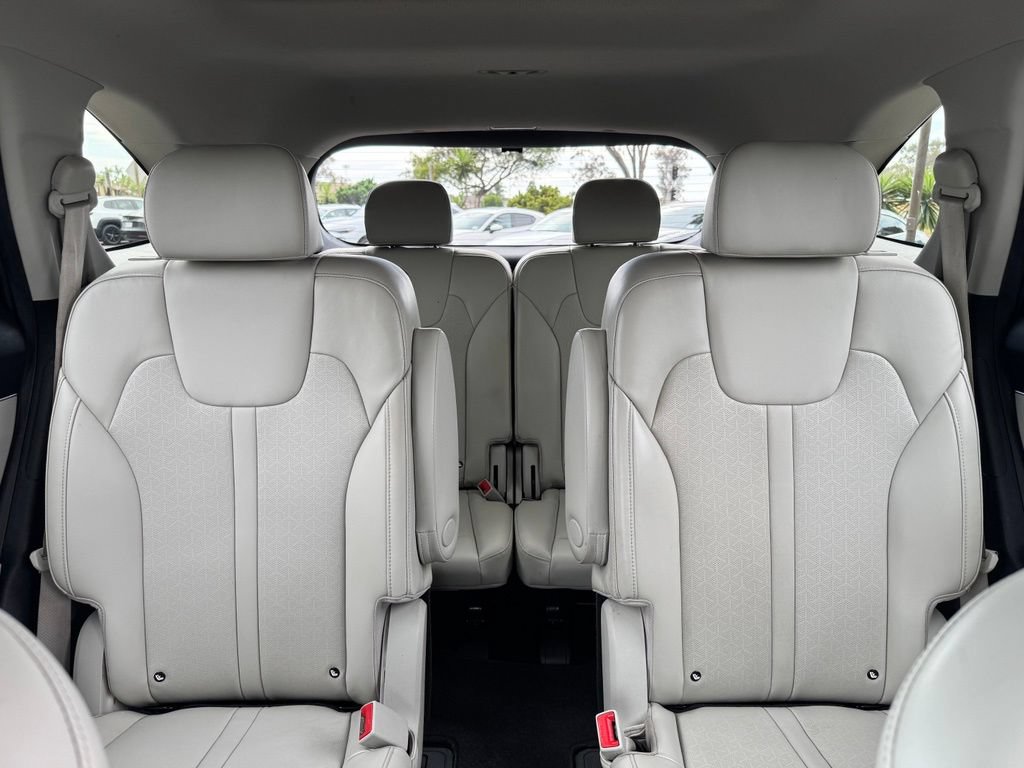 Used 2023 Kia Sorento EX w/ Panoramic Sunroof Package FWD image 19