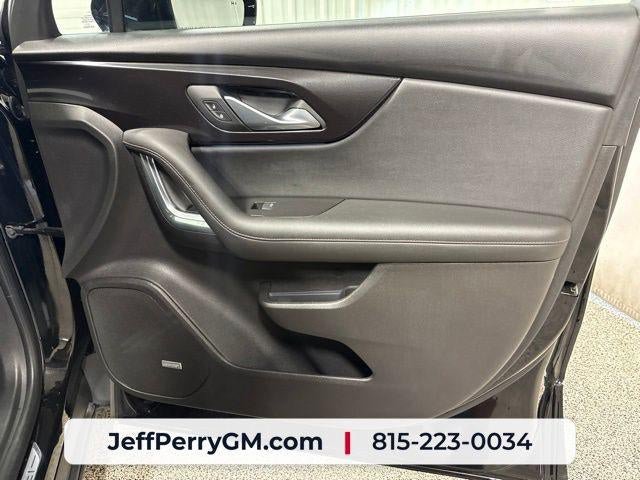 Used 2019 Chevrolet Blazer Premier w/ Sun and Wheels Package AWD/4WD image 22
