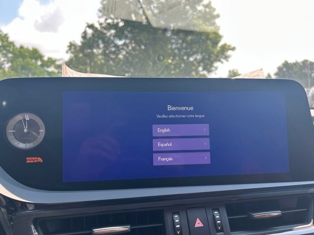 Certified 2023 Lexus ES 250 w/ Premium Package AWD/4WD image 20
