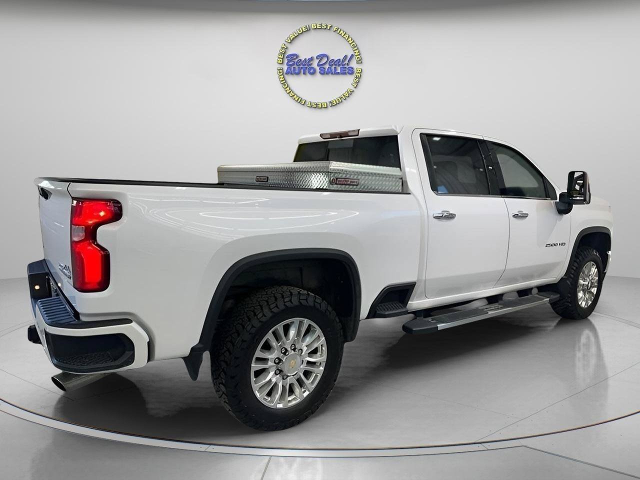 Used 2021 Chevrolet Silverado 2500 High Country w/ Z71 Off-Road Package AWD/4WD image 5