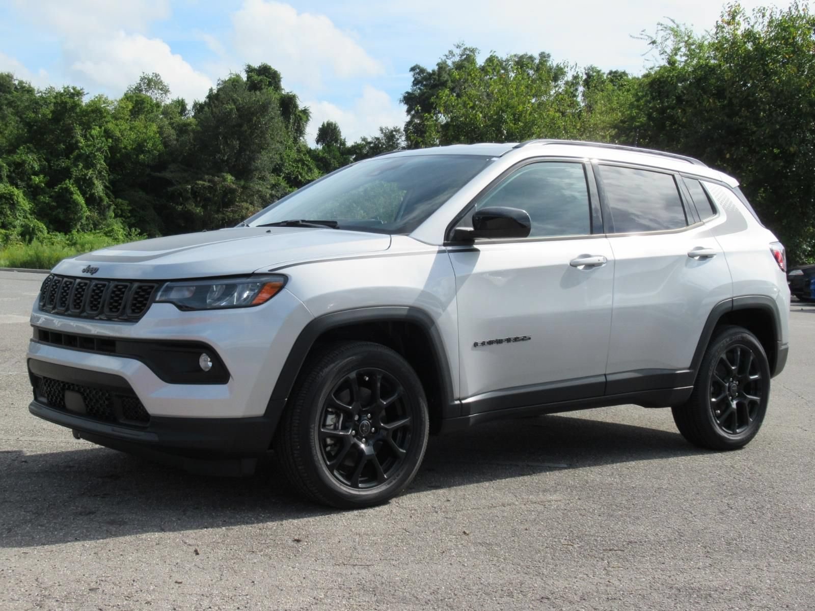 New 2026 Jeep Compass Latitude AWD/4WD image 3