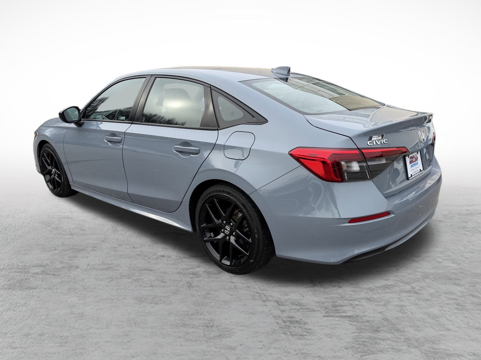 Used 2023 Honda Civic Sport image 4