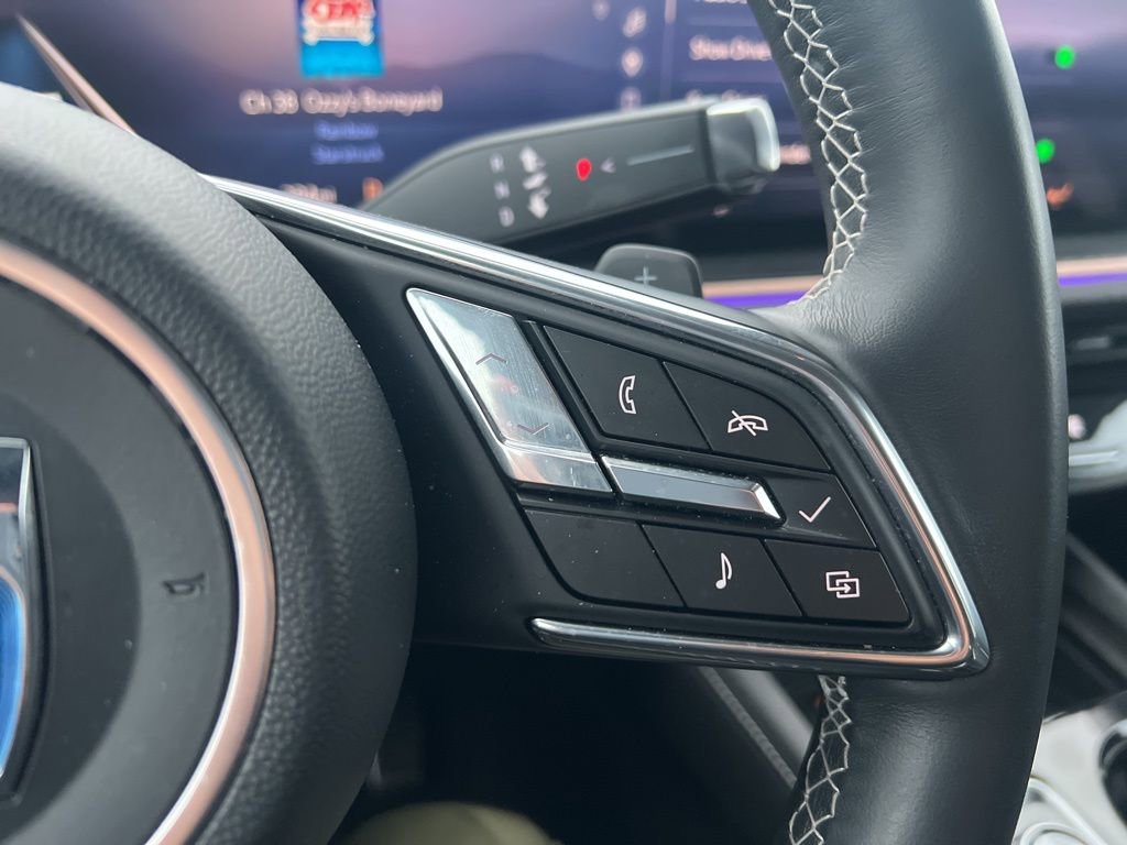 Used 2024 Buick Envision Sport Touring image 17