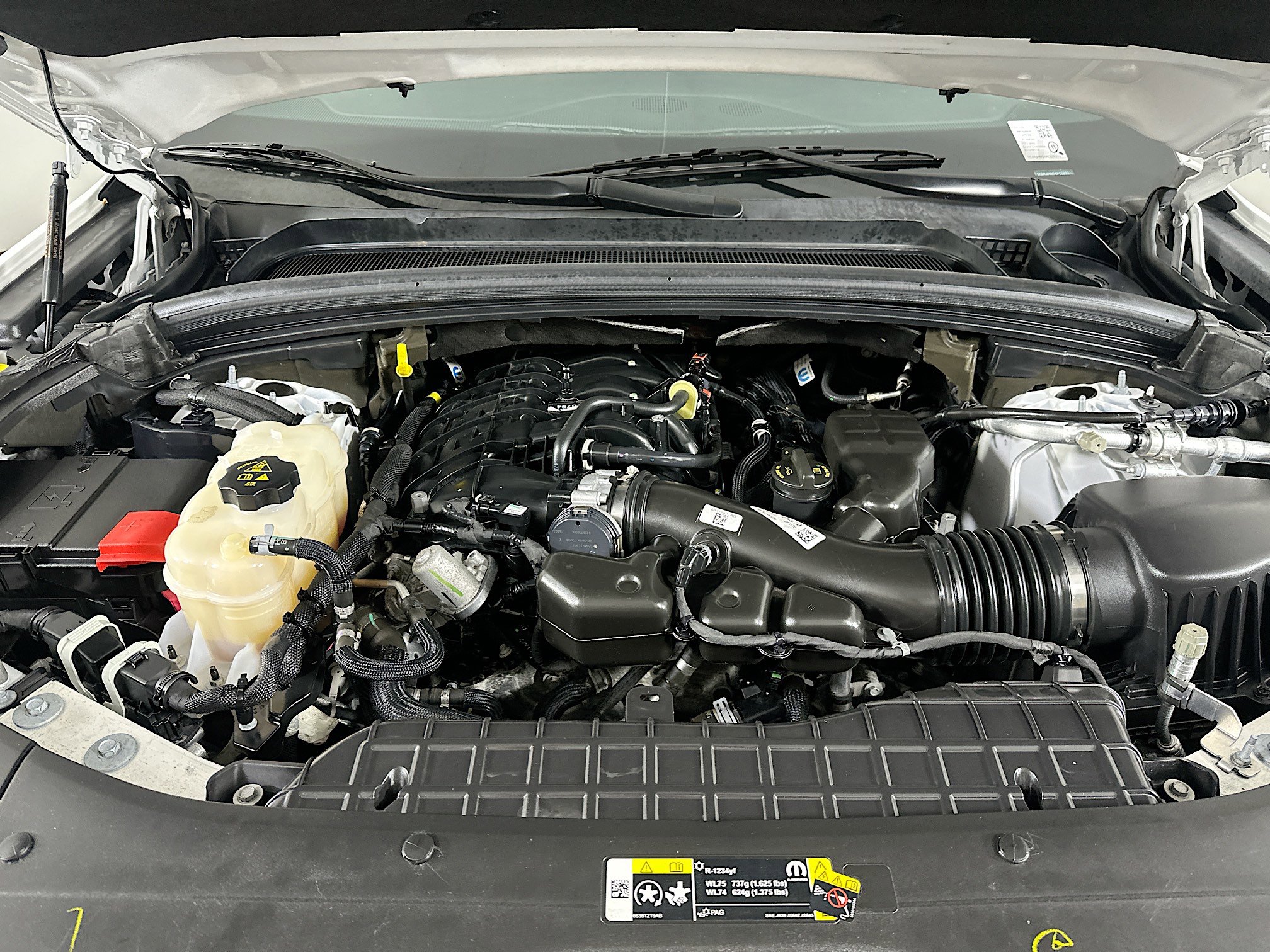 Used 2023 Jeep Grand Cherokee Limited AWD/4WD image 34