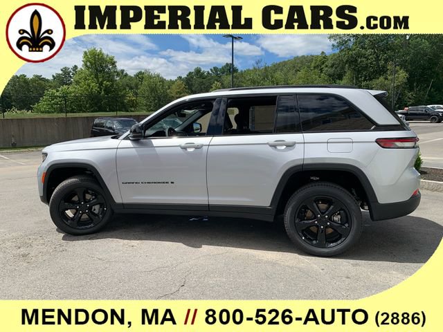 New 2025 Jeep Grand Cherokee Limited w/ Black Appearance Package image 7