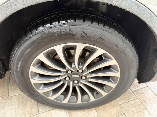 Certified 2022 Lincoln Aviator Reserve w/ Equipment Group 201A image 36