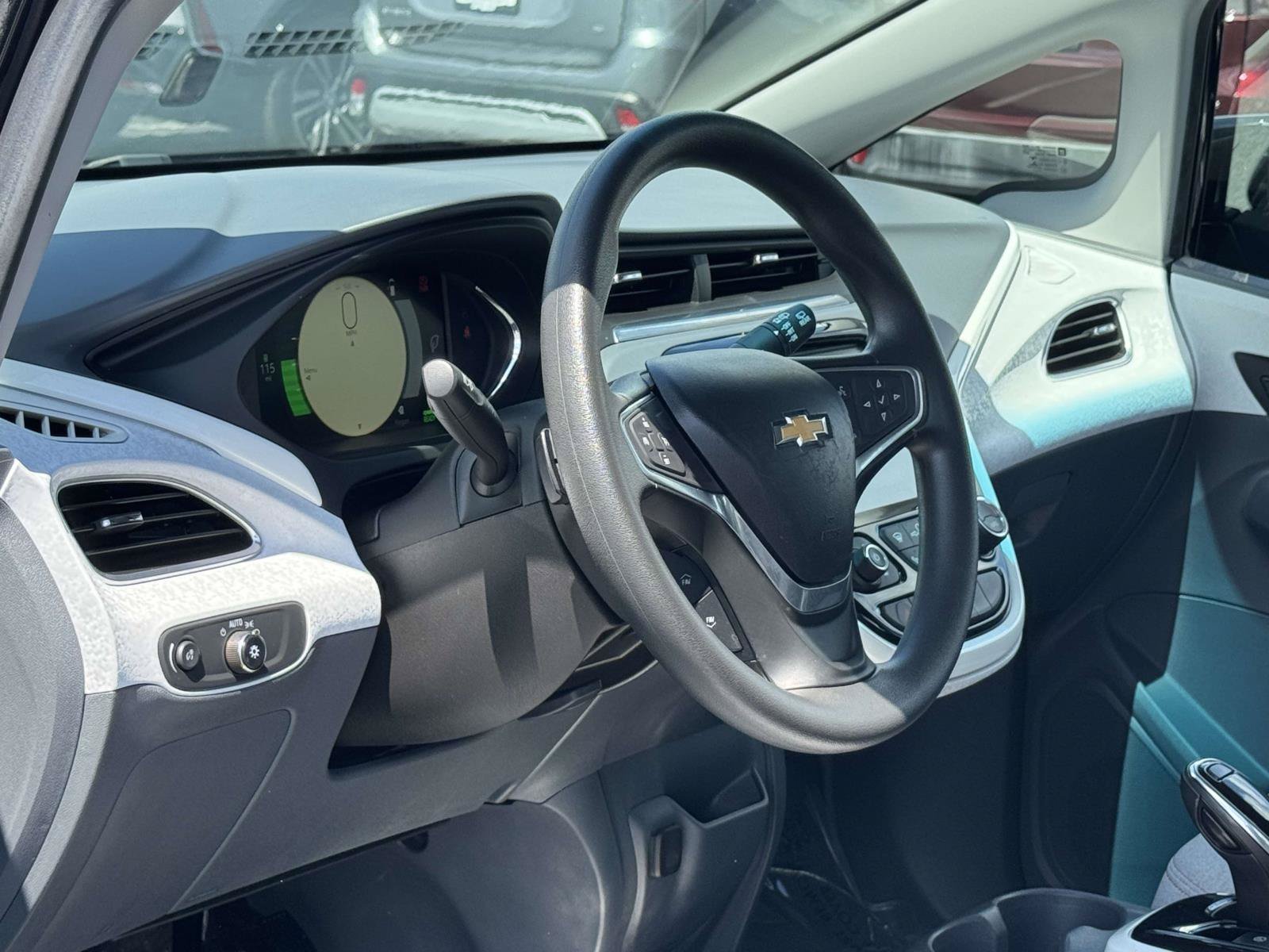Used 2018 Chevrolet Bolt LT FWD image 12