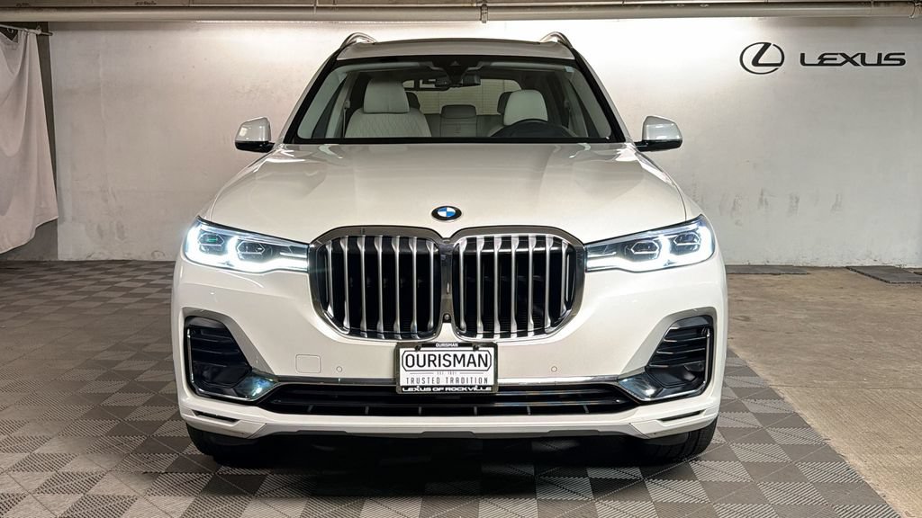 Used 2021 BMW X7 xDrive40i w/ Premium Package AWD/4WD image 2