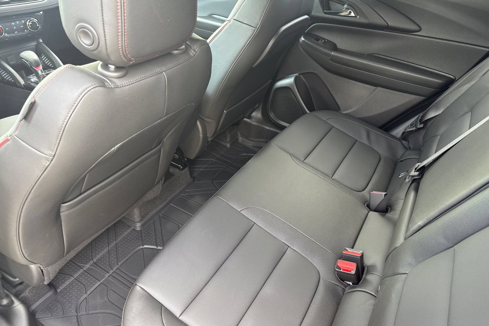 Used 2025 Chevrolet TrailBlazer RS w/ Driver Confidence Package FWD image 9