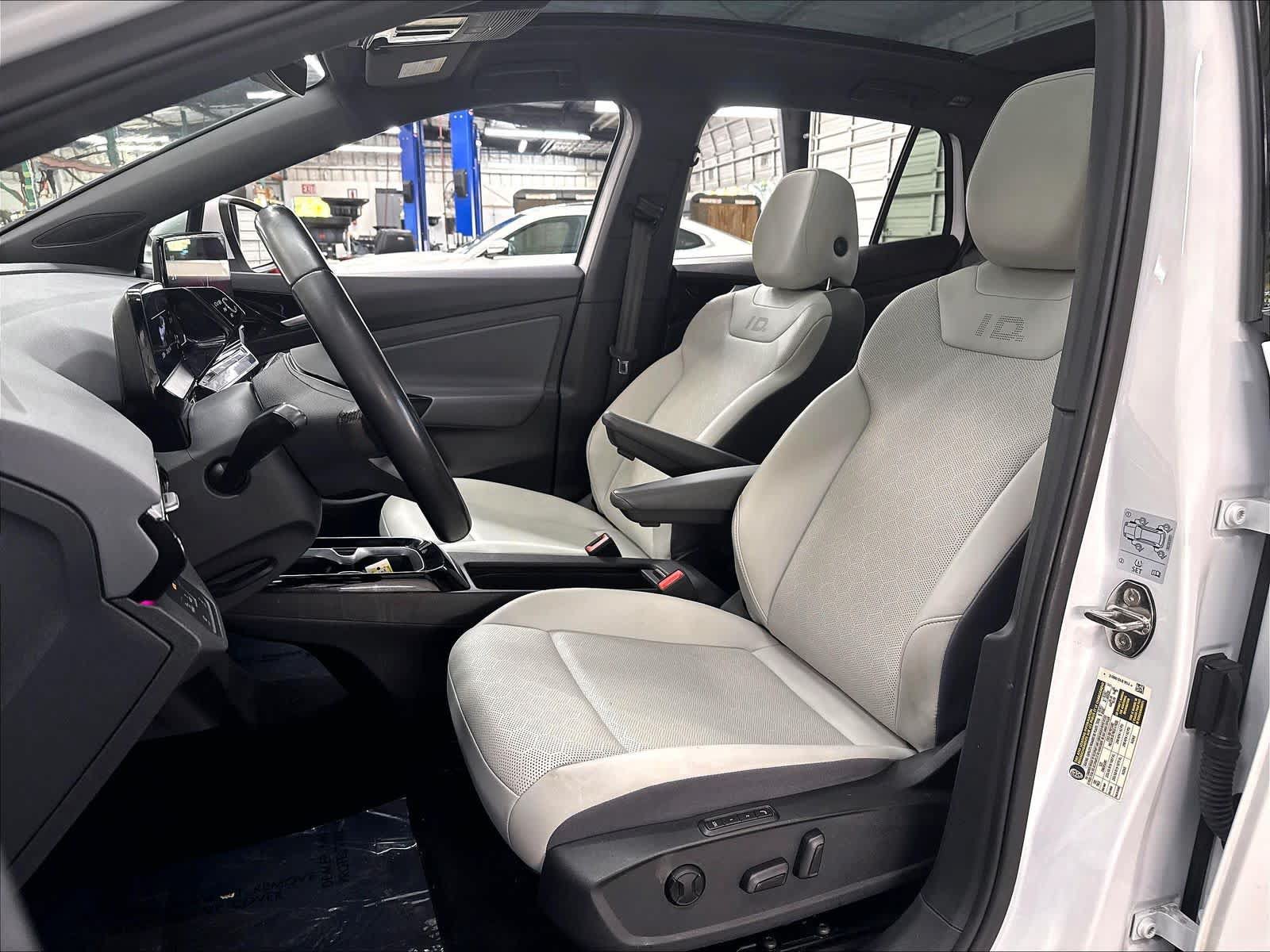 Used 2022 Volkswagen ID.4 Pro S RWD image 24
