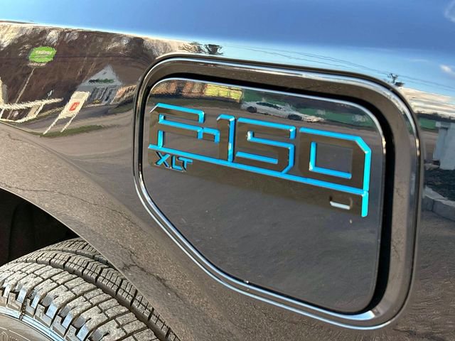 Used 2025 Ford F150 Lightning XLT image 8