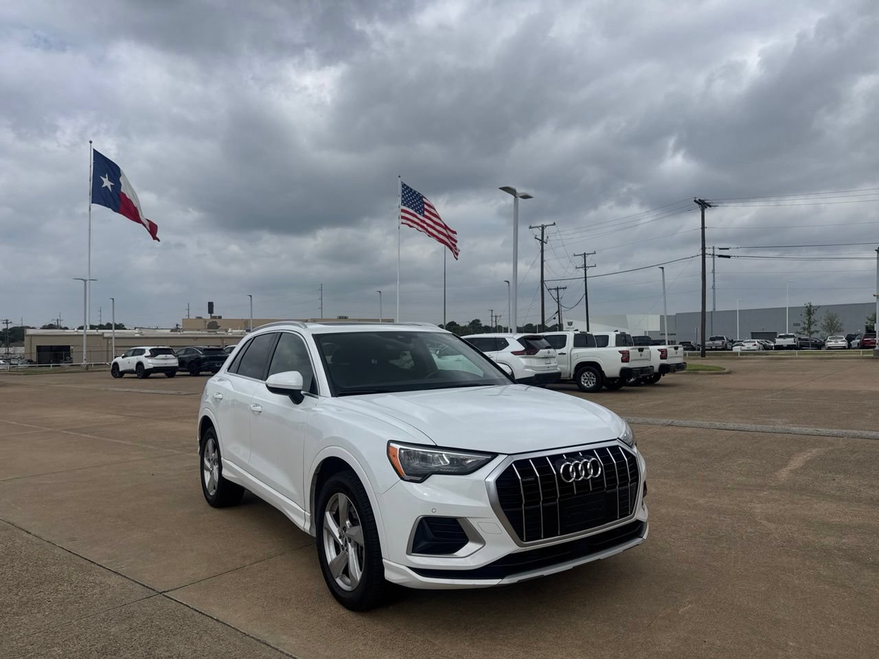 Used 2020 Audi Q3 2.0T Premium w/ Convenience Package