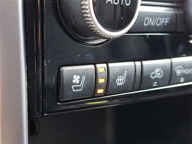 Used 2022 Subaru Ascent Touring w/ Popular Package #2A image 25