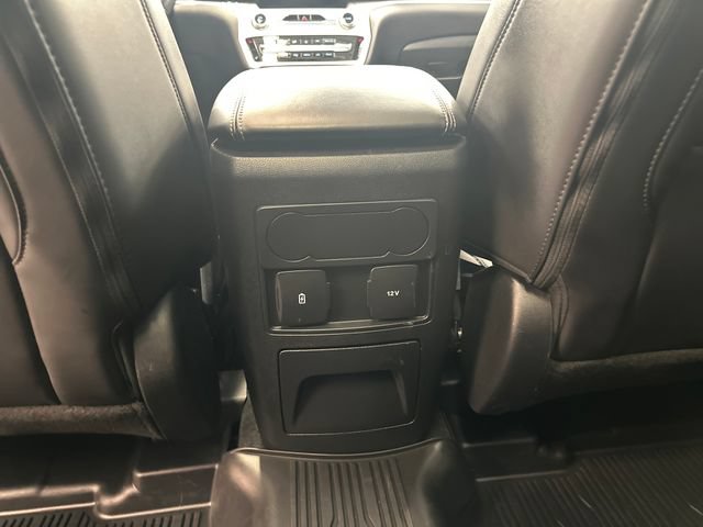 Used 2023 Ford Explorer XLT w/ Equipment Group 202A AWD/4WD image 29