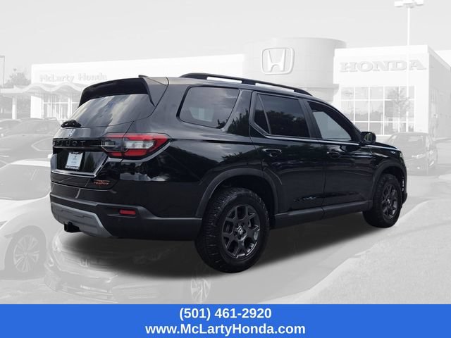 Certified 2025 Honda Pilot TrailSport image 7