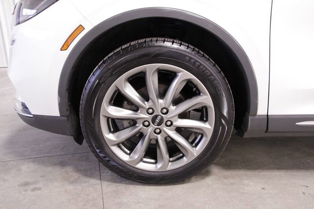 Used 2020 Lincoln Corsair Standard w/ Premium Package image 10