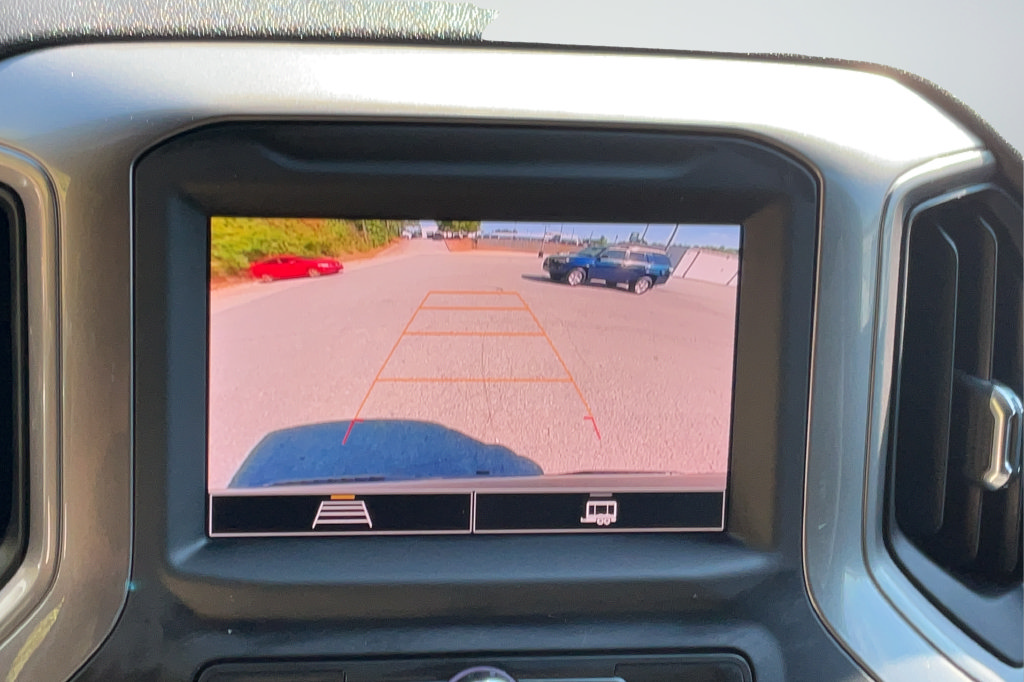 Used 2023 Chevrolet Silverado 1500 Custom RWD image 17