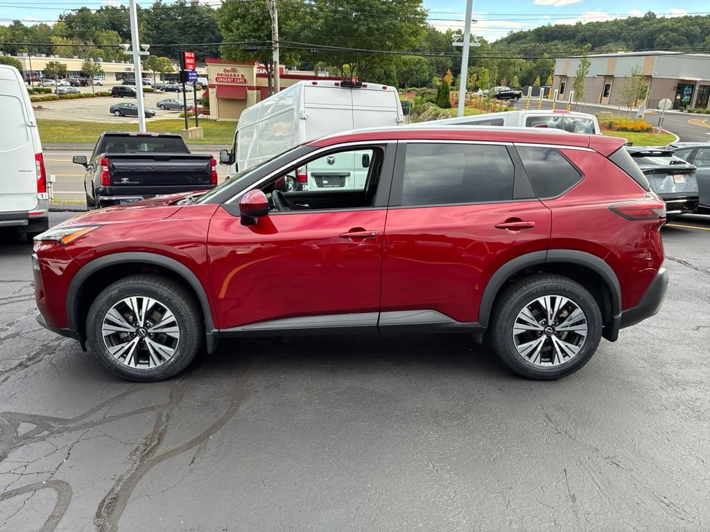 Certified 2023 Nissan Rogue SV w/ SV Premium B Package AWD/4WD image 4