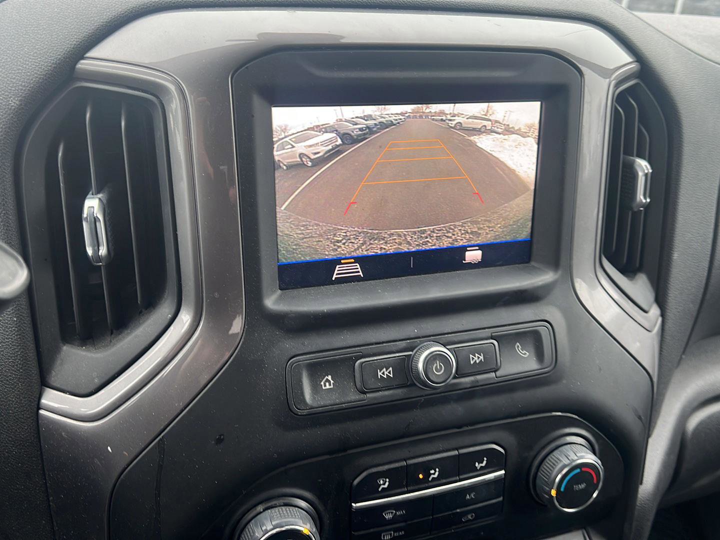 Used 2021 Chevrolet Silverado 1500 Custom w/ Safety Confidence Package image 21