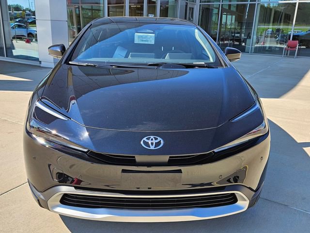 New 2026 Toyota Prius Plug-In Hybrid image 2