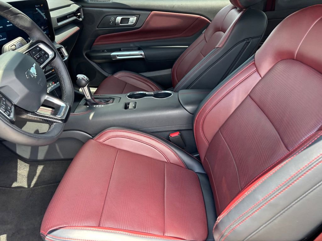 Used 2025 Ford Mustang GT Premium RWD image 10